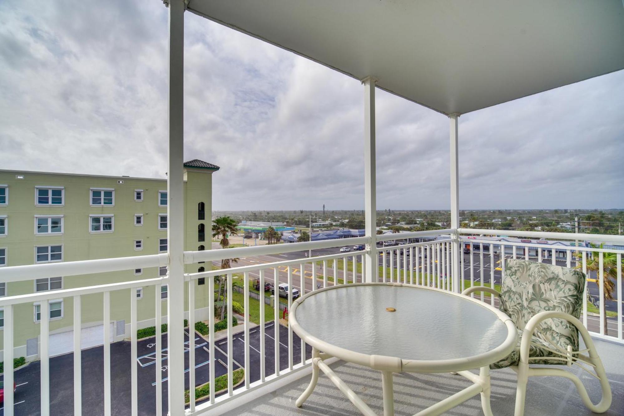 Pet-Friendly Satellite Beach Condo With Balcony! Buitenkant foto